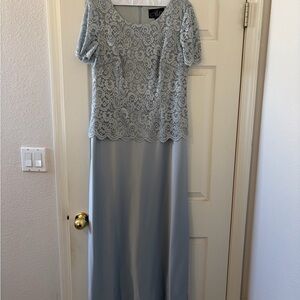 Alex Evenings Soft Sage Lace Maxi Dress